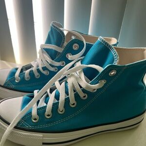 Blue Converse High Tops 💙👟